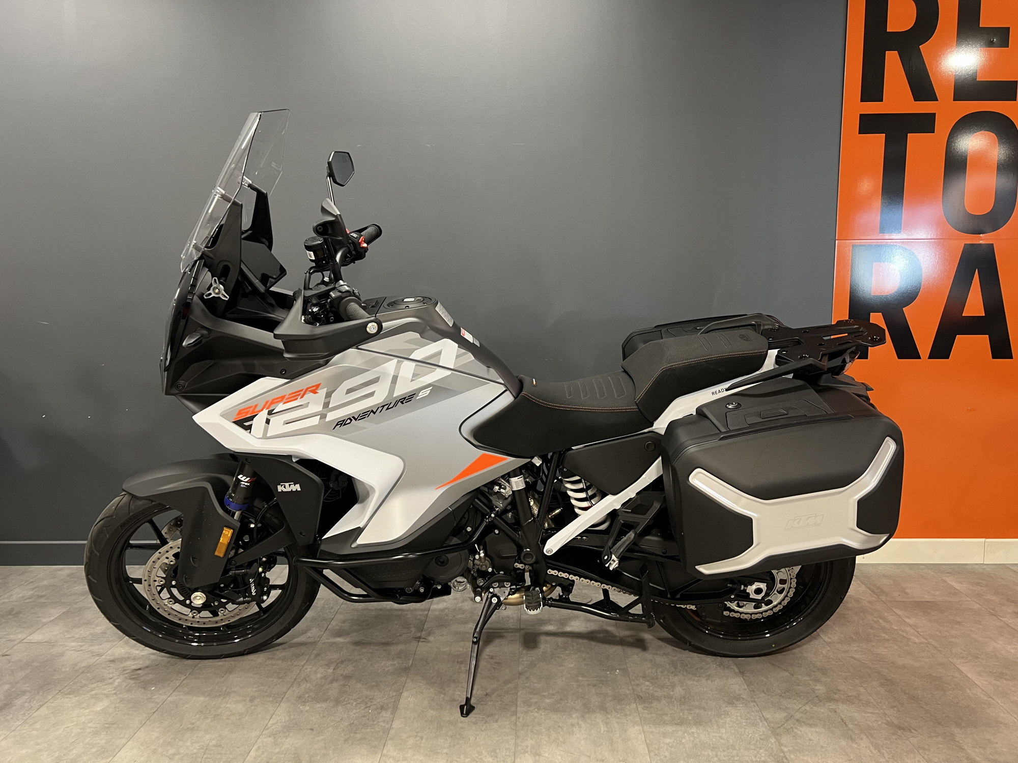 photo de KTM 1290 SUPER ADVENTURE S 1290 occasion de couleur  en vente à Calais n°3