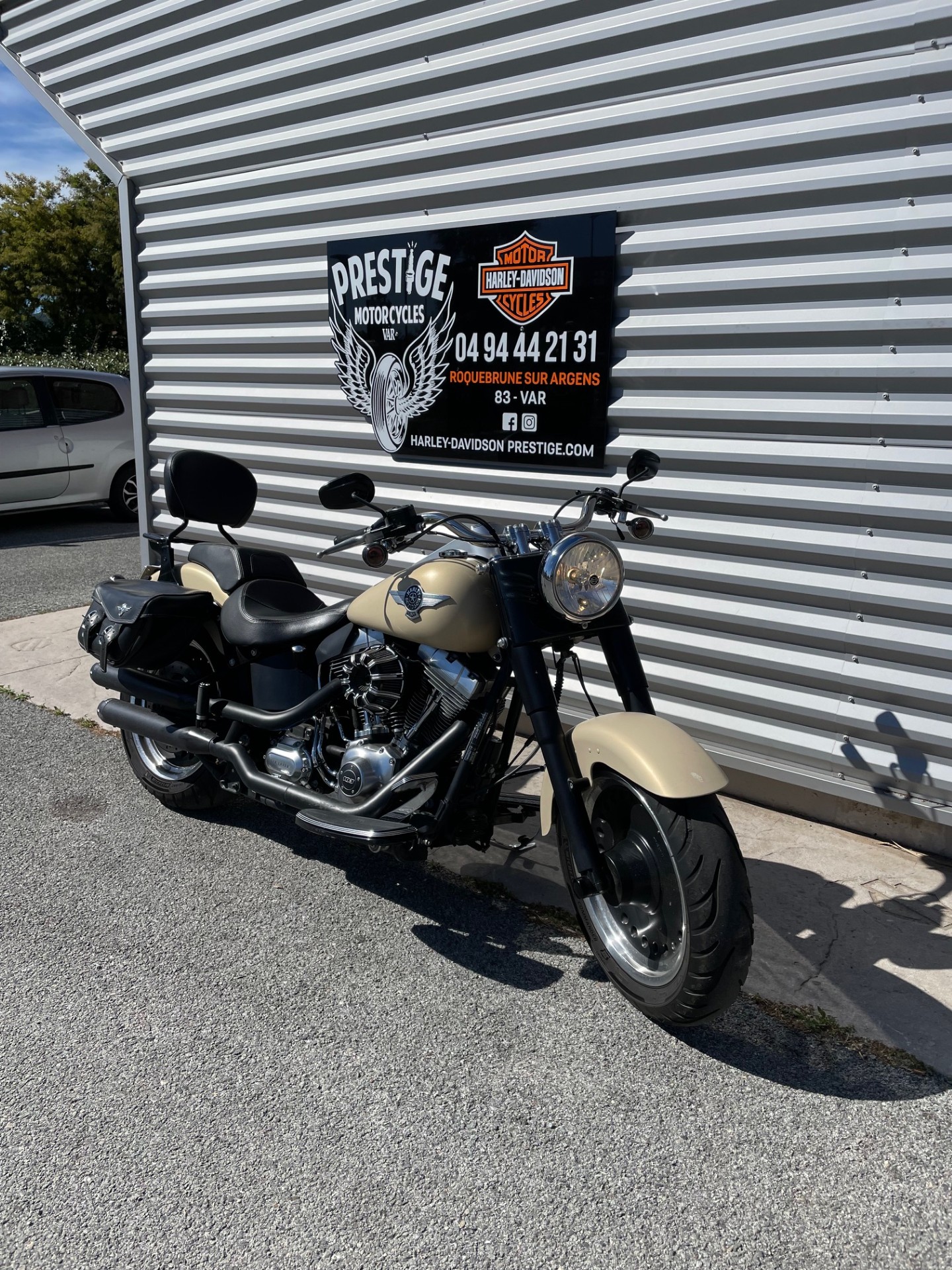 photo de HARLEY DAVIDSON SOFTAIL FAT BOY 1690 1690 occasion de couleur  en vente   Roquebrune Sur Argens