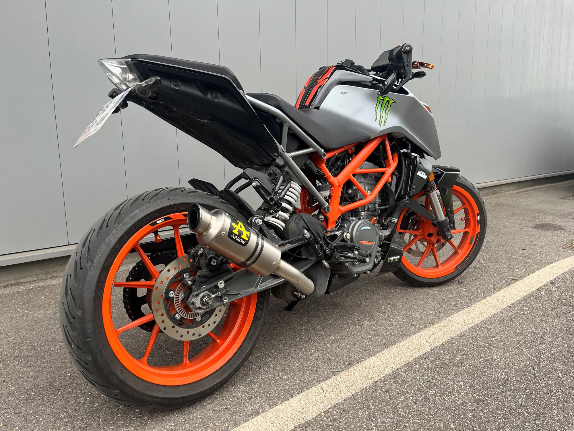 photo de KTM 125 DUKE ABS 125 occasion de couleur  en vente à St Priest n°2