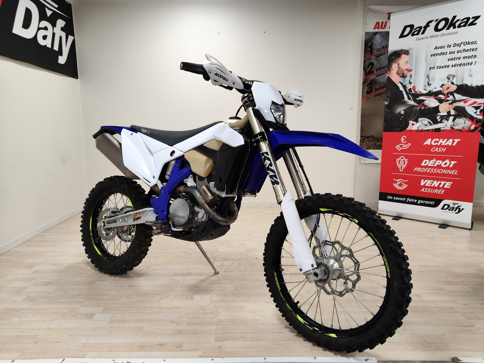 photo de SHERCO 300 SE-F FACTORY 300 occasion de couleur  en vente à Champniers n°3