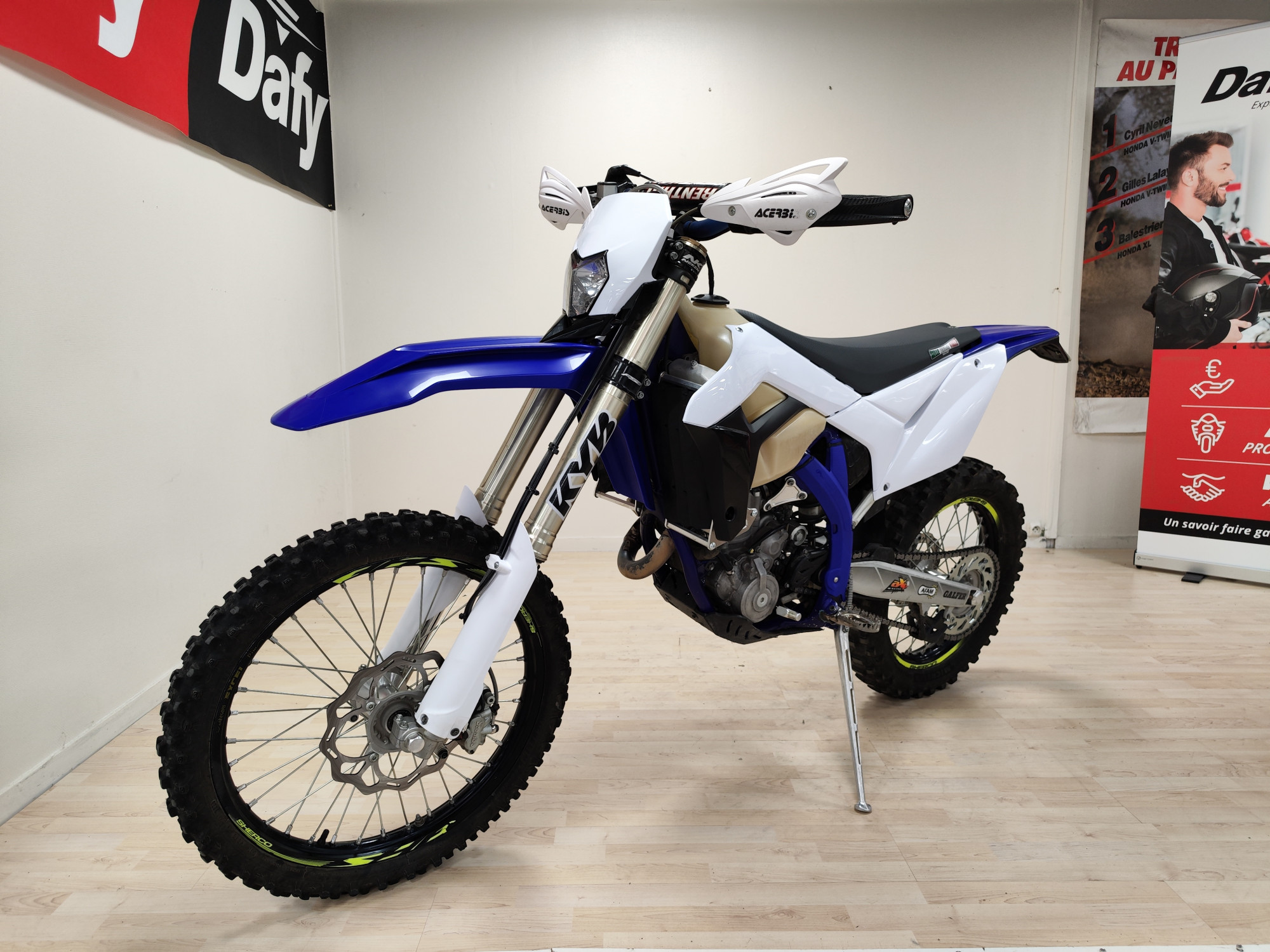 photo de SHERCO 300 SE-F FACTORY 300 occasion de couleur  en vente à Champniers n°2