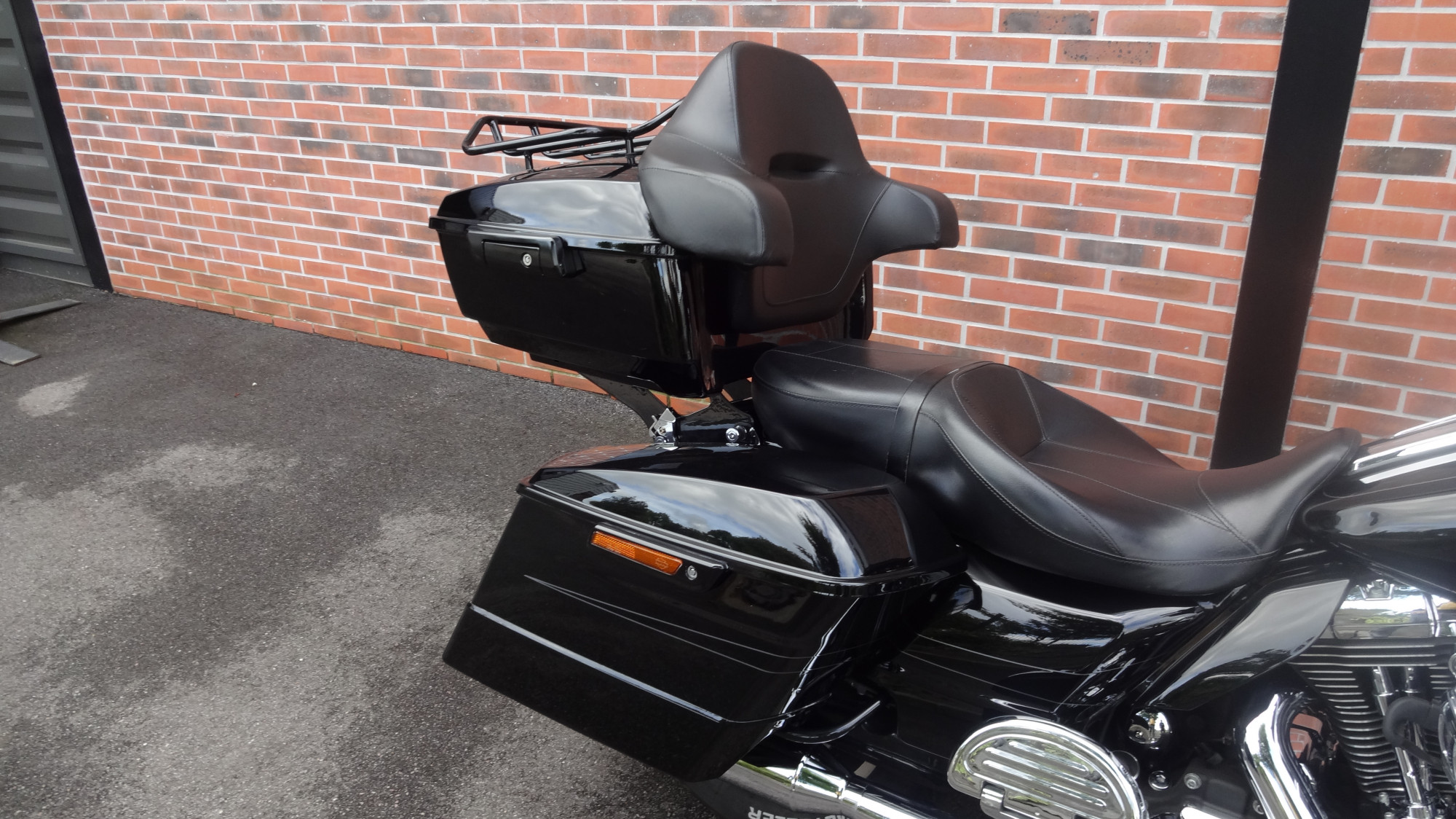 photo de HARLEY DAVIDSON TOURING STREET GLIDE 1584 1584 occasion de couleur  en vente à St Jean Du Cardonnay n°3