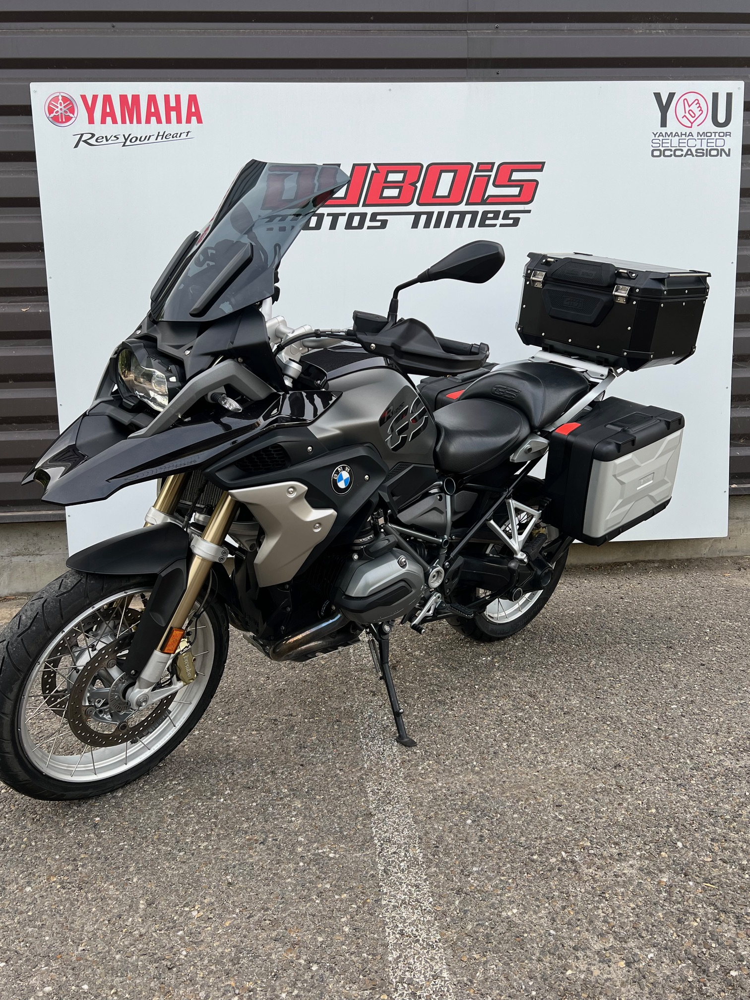 photo de BMW R 1200 1200 occasion de couleur  en vente à Nimes n°2