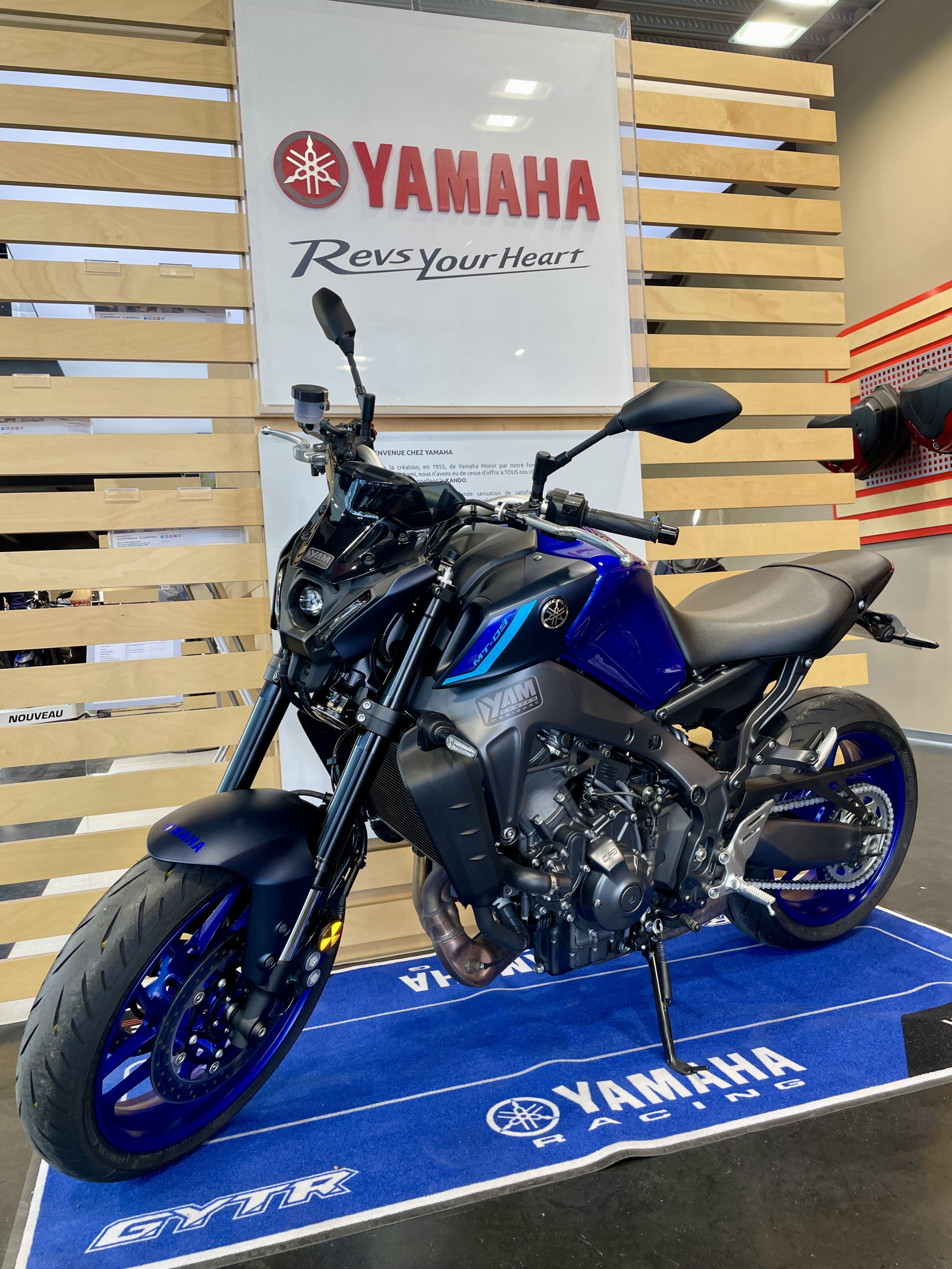 photo de YAMAHA MT-09 850 occasion de couleur  en vente   Merignac