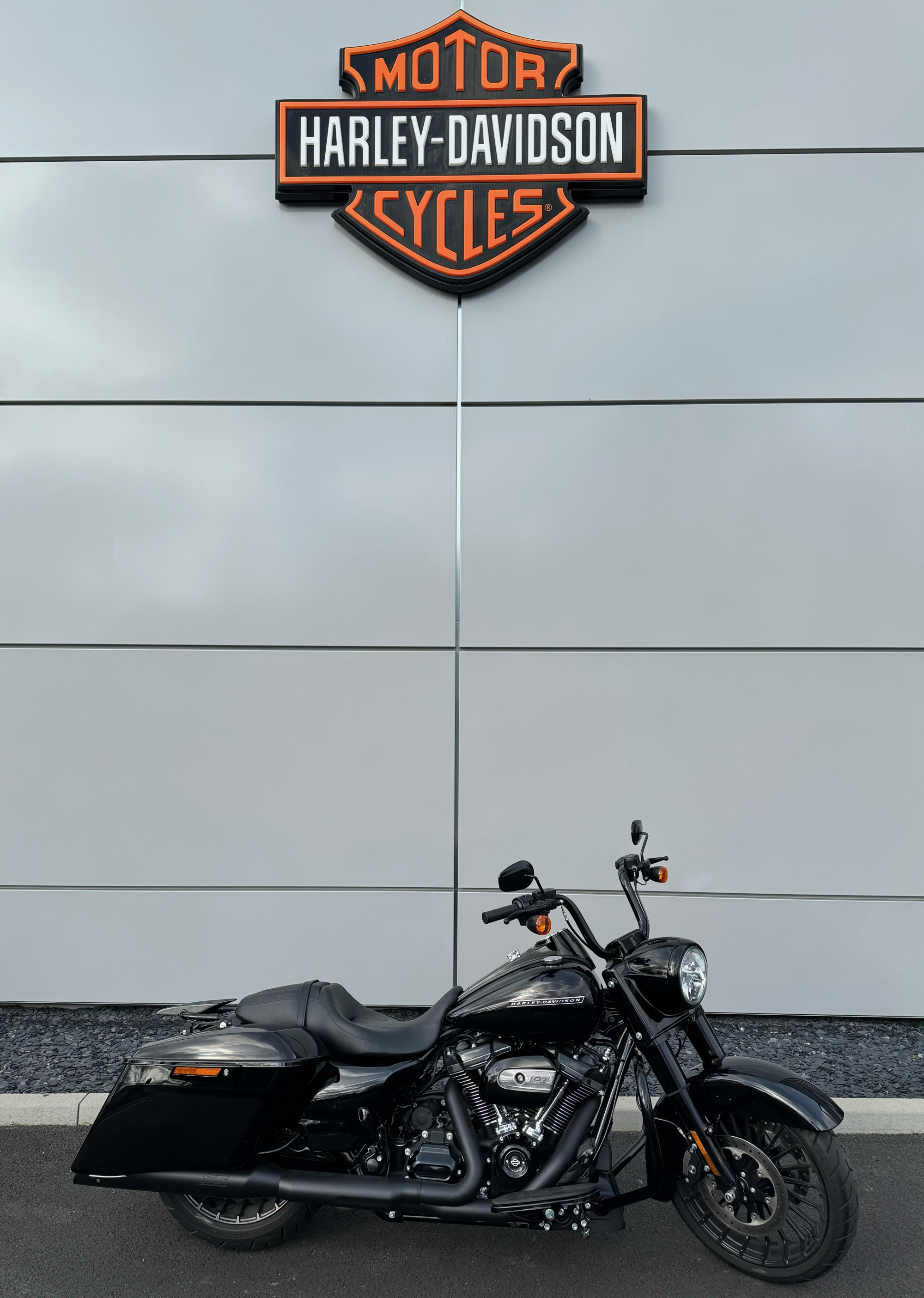 Annonce moto Harley-Davidson TOURING ROAD KING 1868 SPECIAL