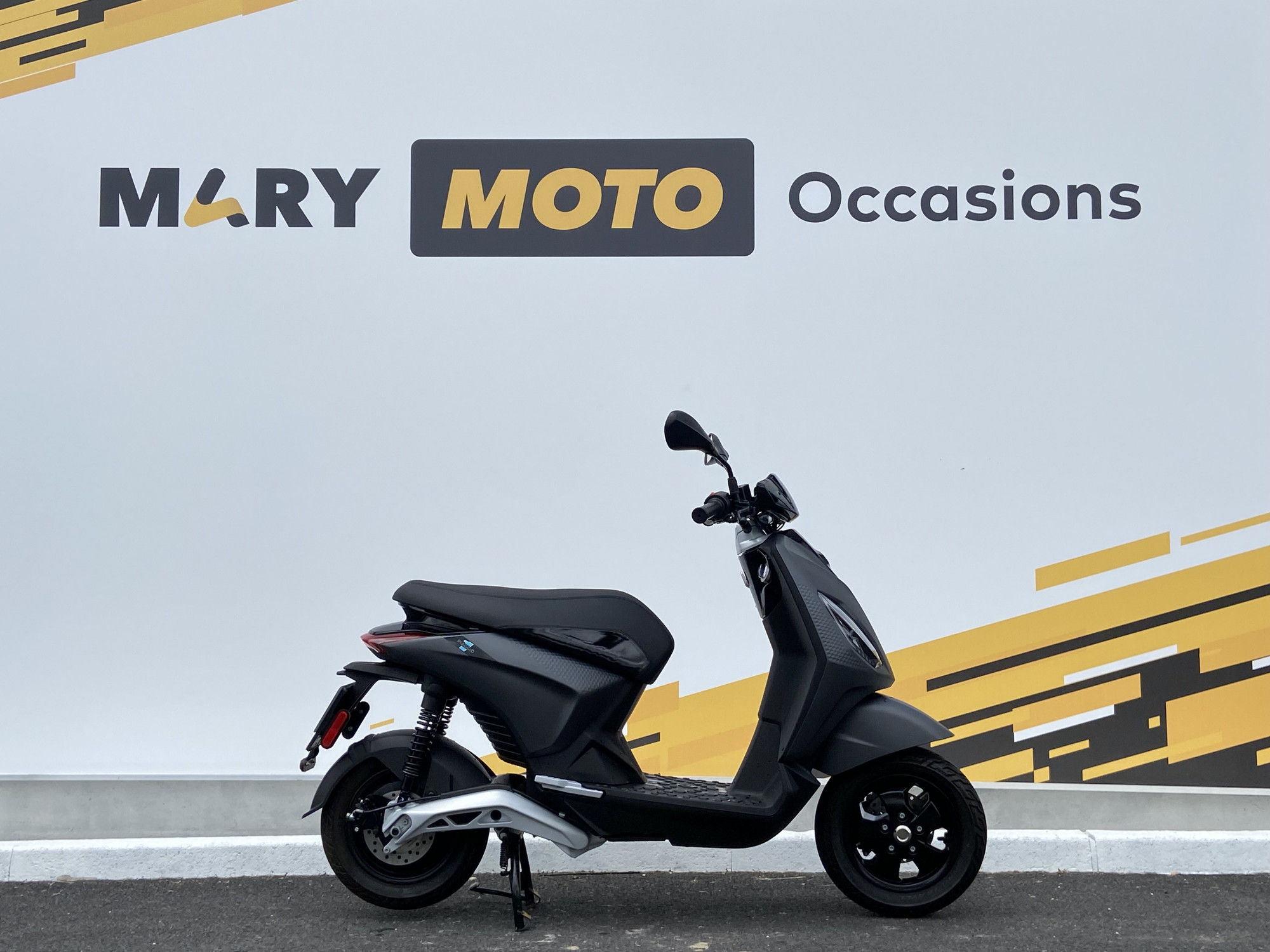 photo de PIAGGIO 1 ACTIVE 50 occasion de couleur  en vente à Bieville Beuville n°1