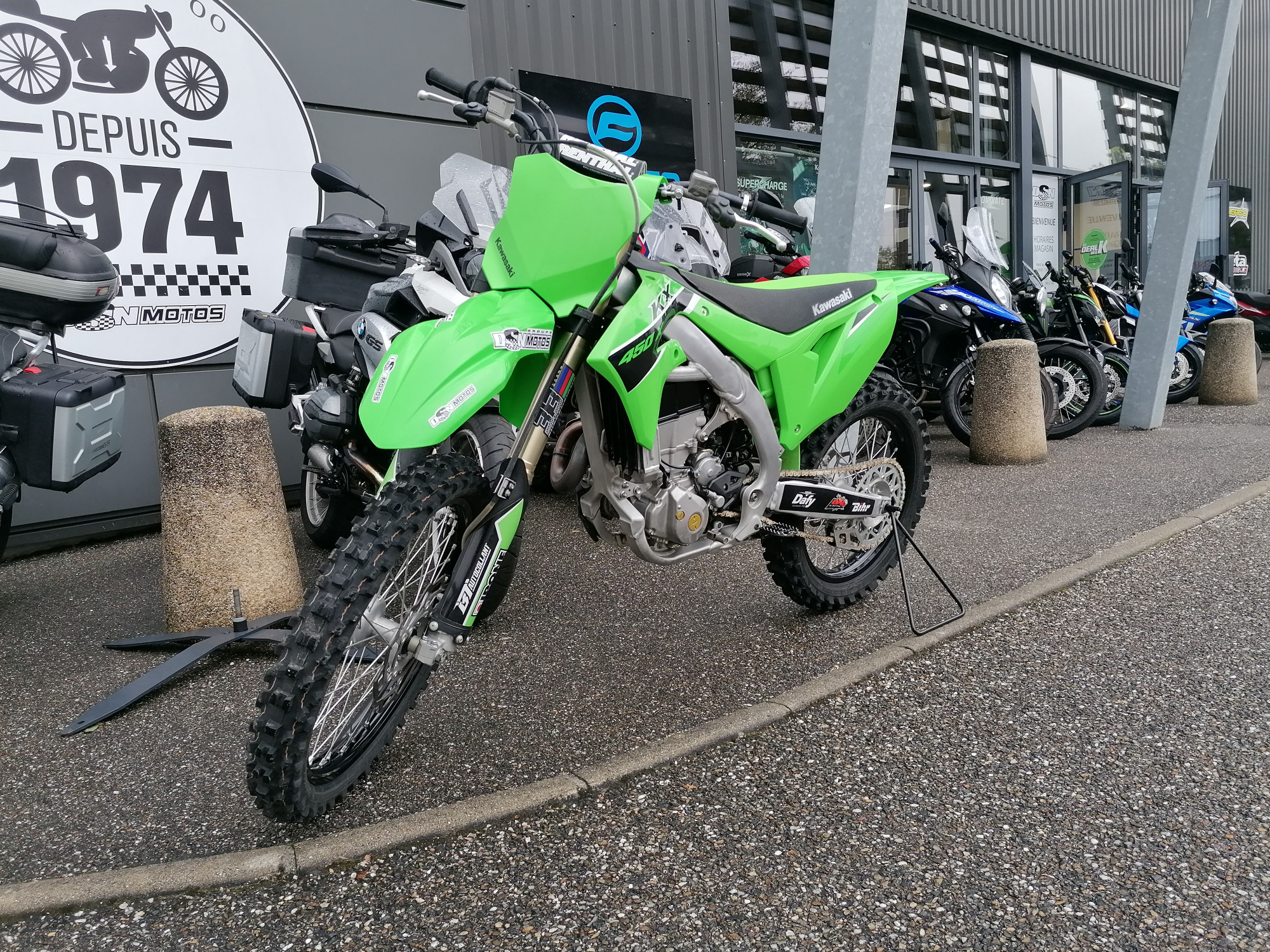 photo de KAWASAKI KX 450 X 450 occasion de couleur  en vente à Marmande n°2