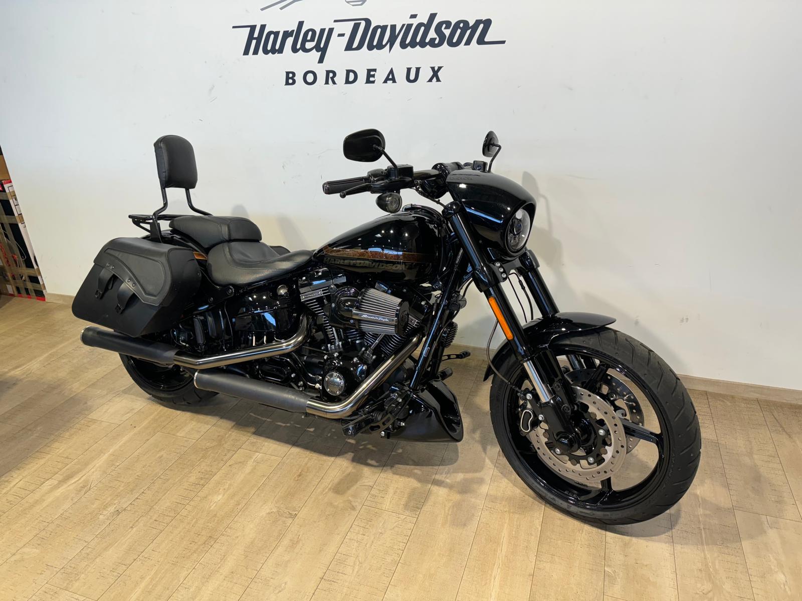 photo de HARLEY DAVIDSON SOFTAIL BREAKOUT 1800 PRO STREET 1800 occasion de couleur  en vente à Begles n°1