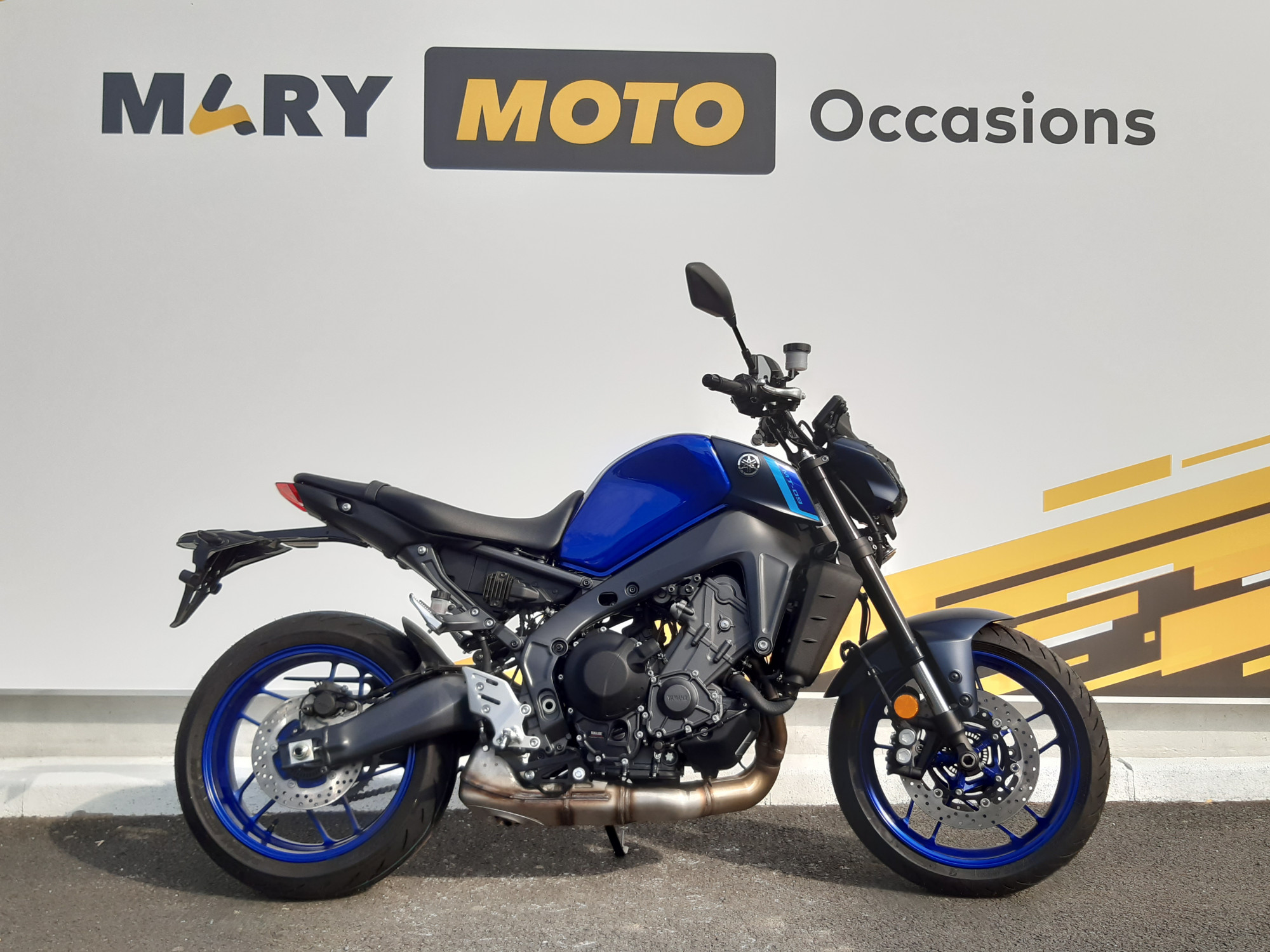 photo de YAMAHA MT-09 850 occasion de couleur  en vente à Bieville Beuville n°1