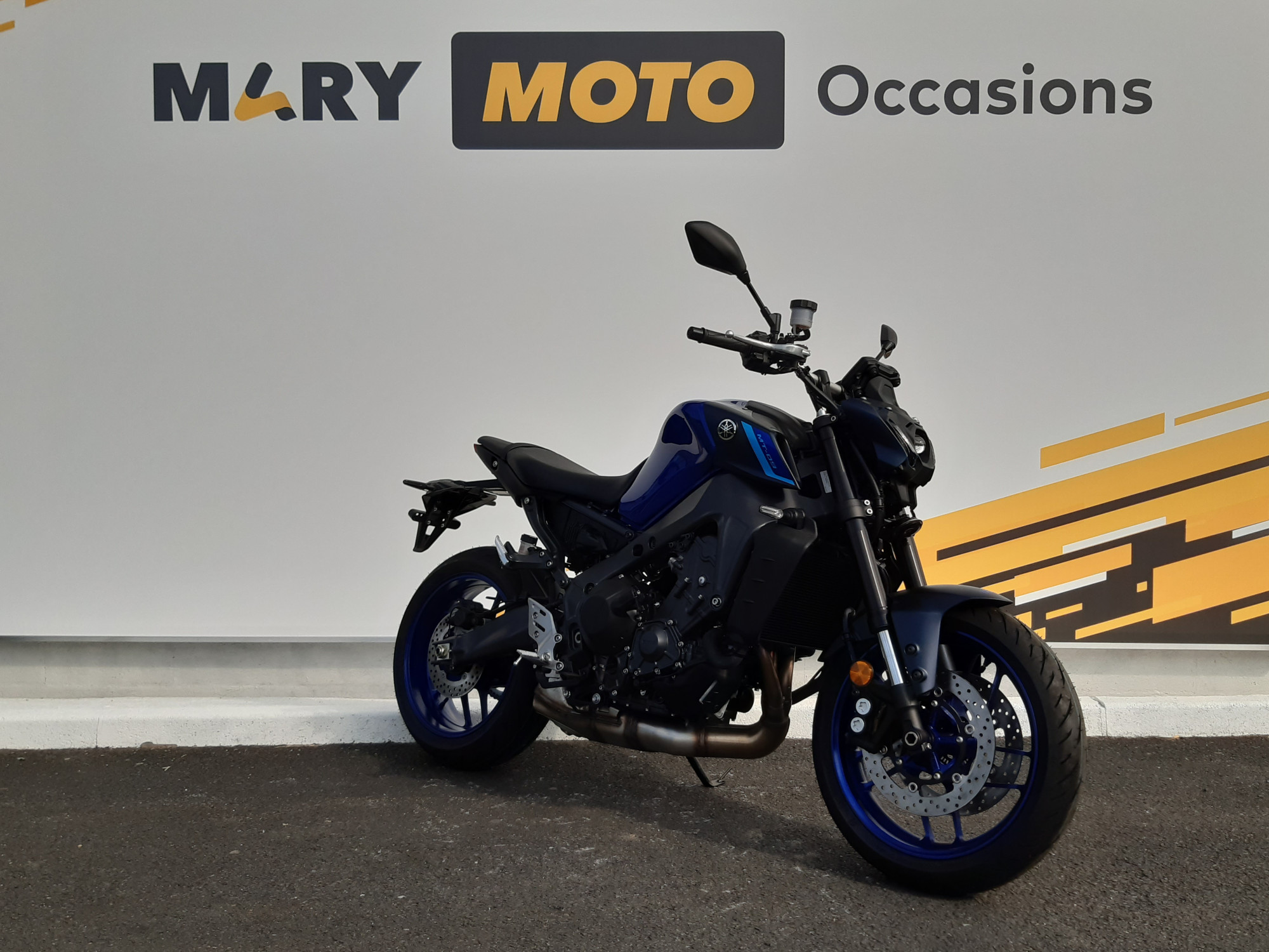 photo de YAMAHA MT-09 850 occasion de couleur  en vente à Bieville Beuville n°2