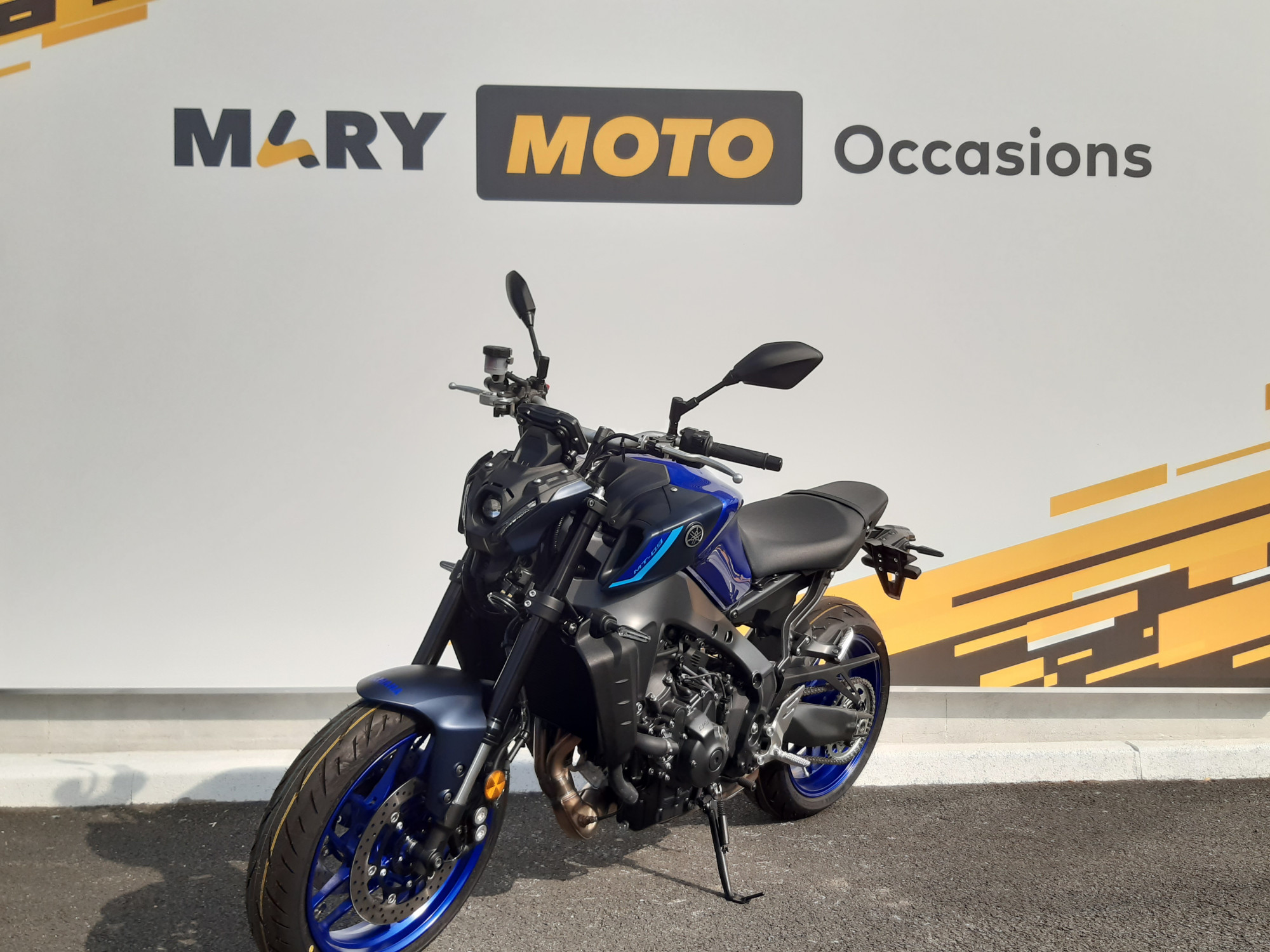 photo de YAMAHA MT-09 850 occasion de couleur  en vente à Bieville Beuville n°3