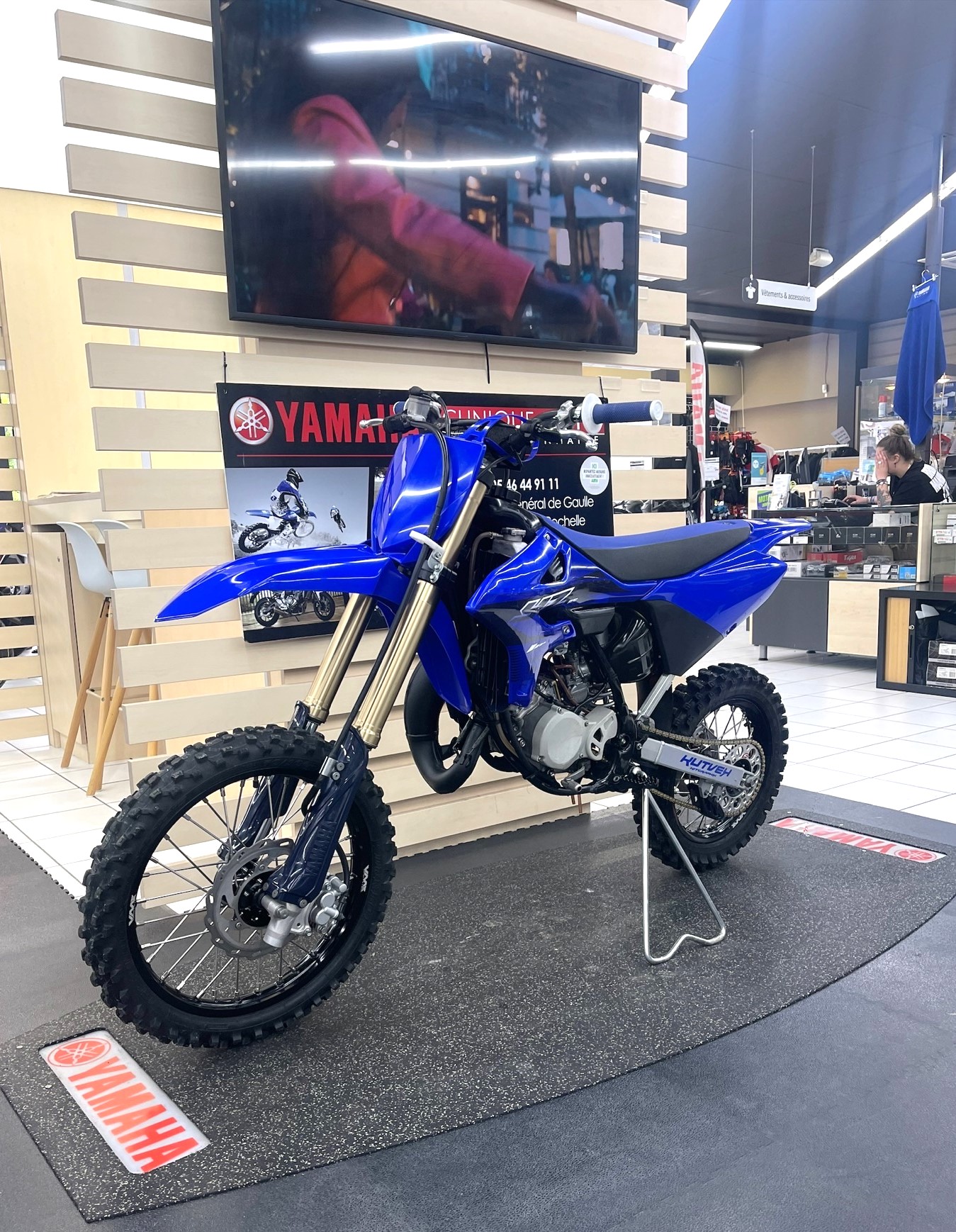 photo de YAMAHA YZ 85 occasion de couleur  en vente   Aytre