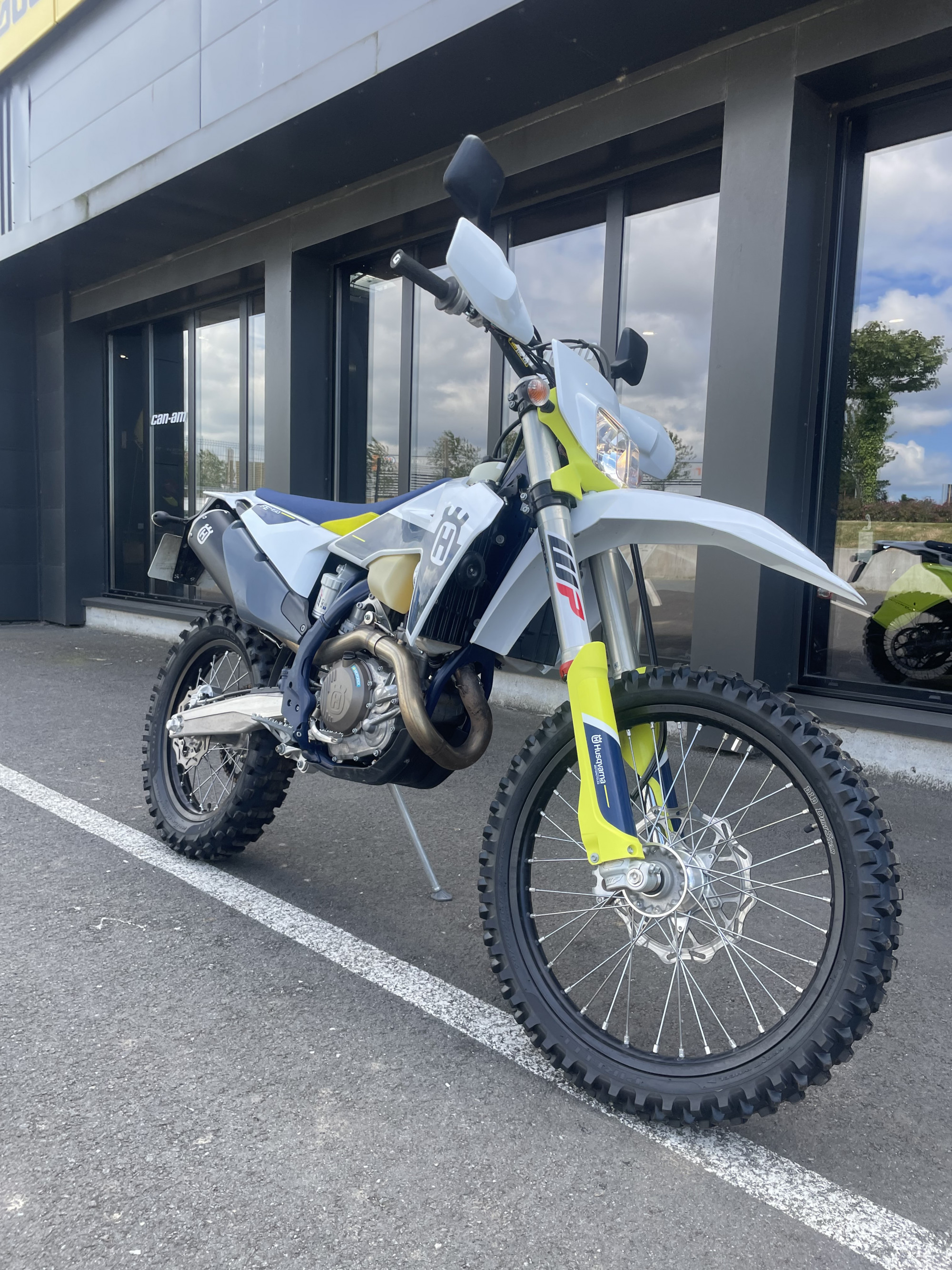 photo de HUSQVARNA FE 450 450 occasion de couleur  en vente à Landivisiau n°2