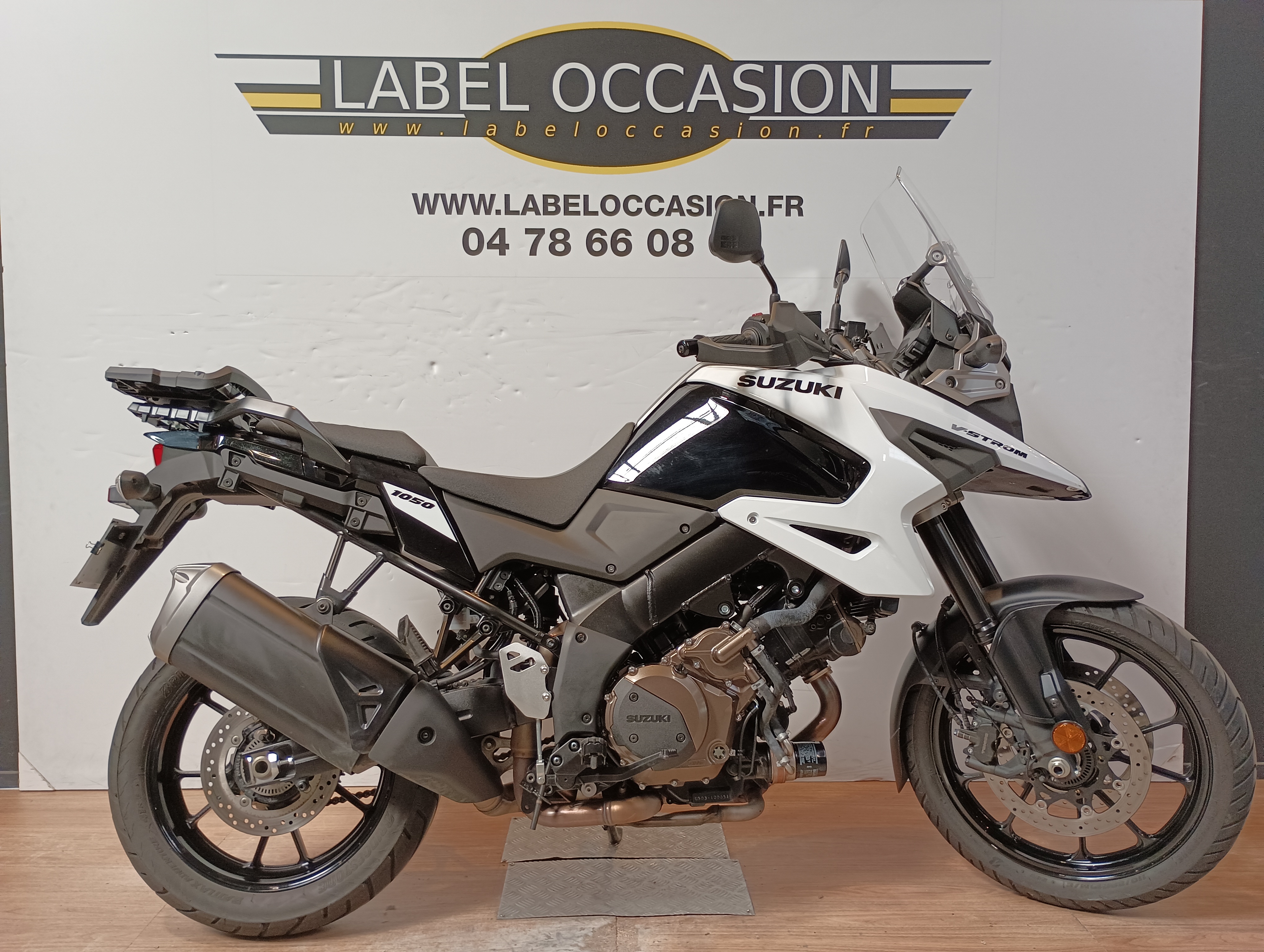 photo de SUZUKI DL 1050 V-STROM 1050 occasion de couleur  en vente à Limonest n°3