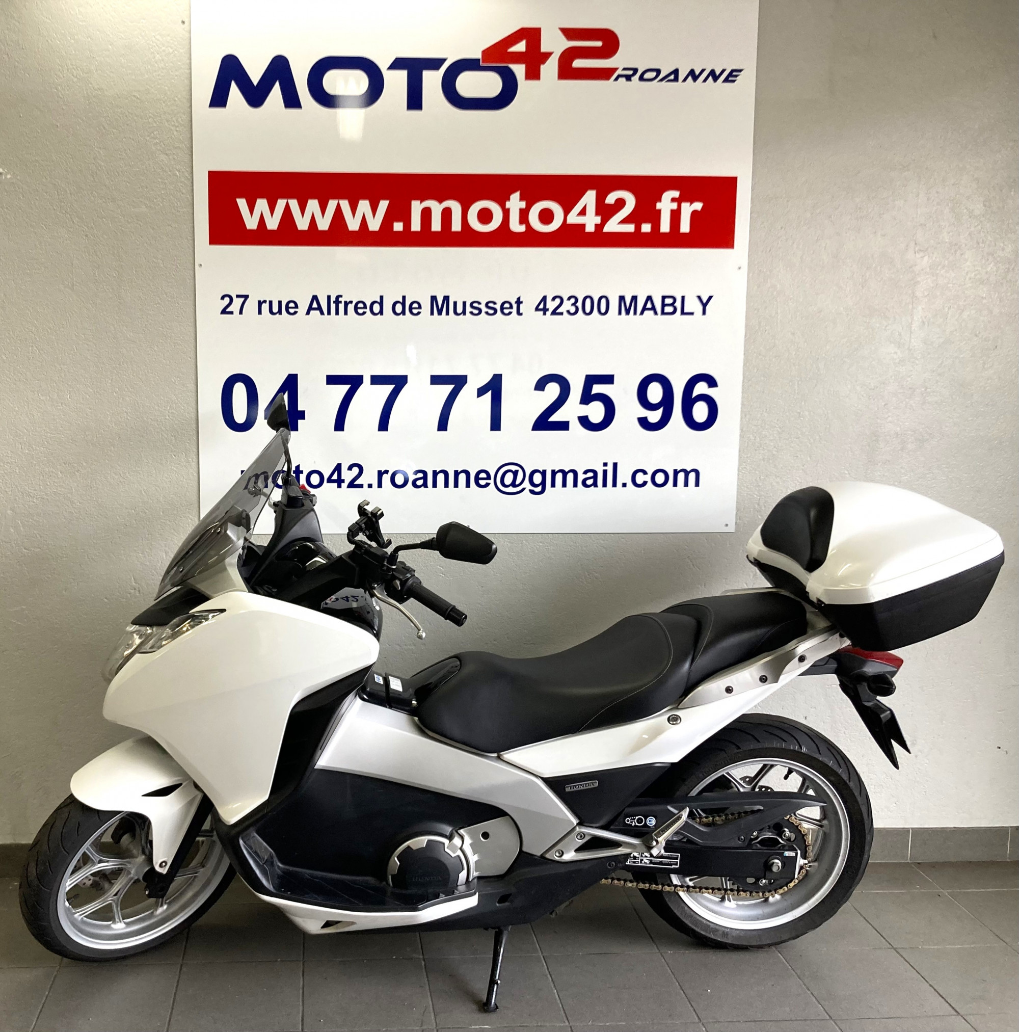 Annonce moto Honda INTEGRA 700