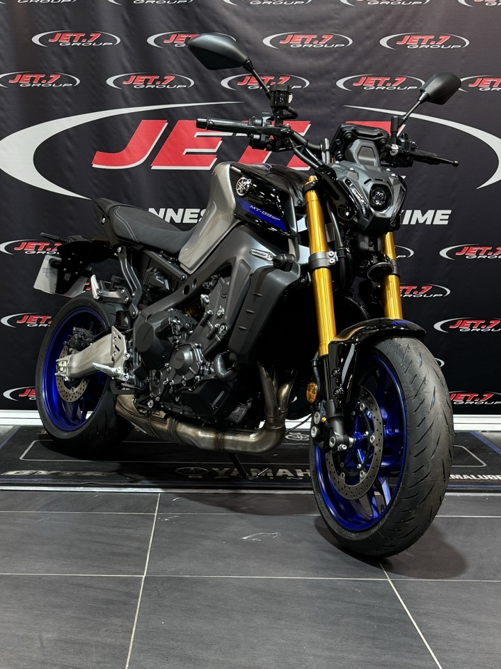 photo de YAMAHA MT-09 SP 850 occasion de couleur  en vente à Cannes n°3