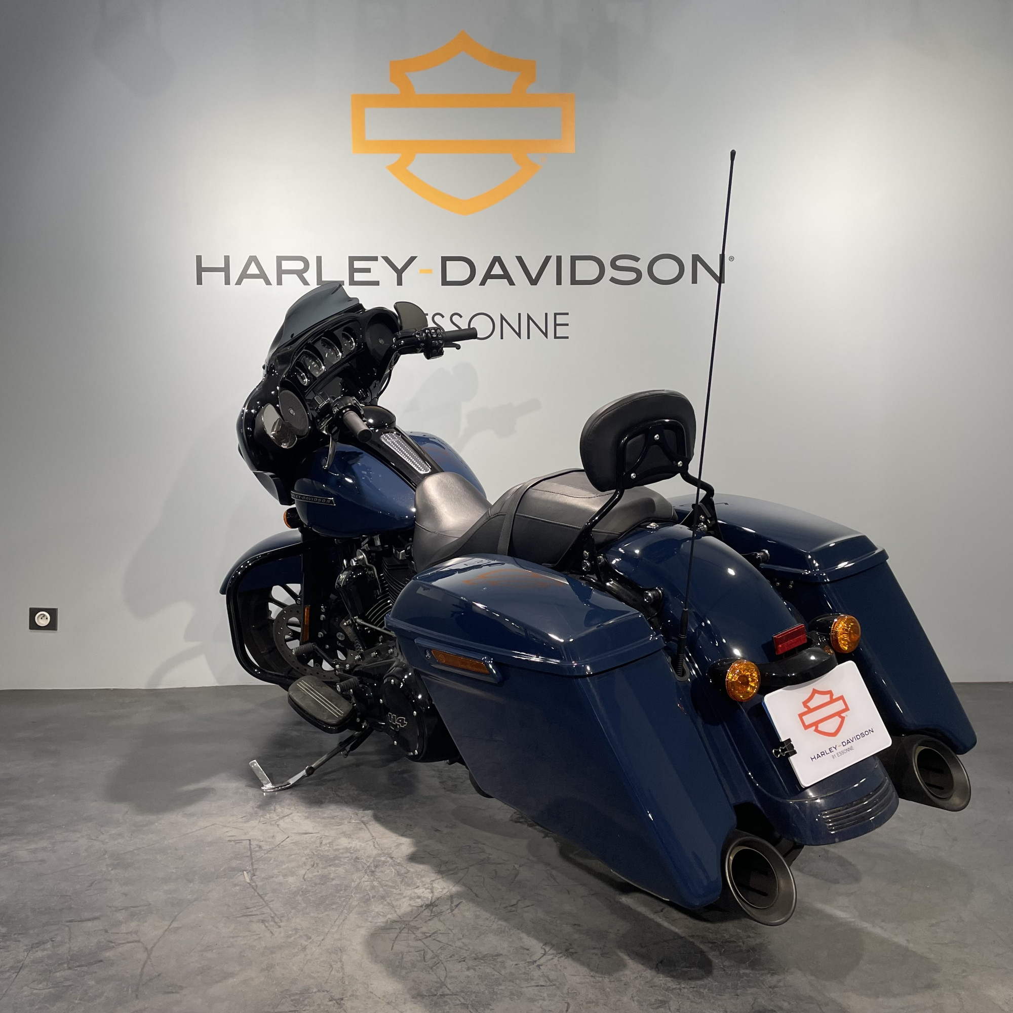 photo de HARLEY DAVIDSON TOURING STREET GLIDE 1868 SPECIA 1868 occasion de couleur  en vente à Ballainvilliers n°3