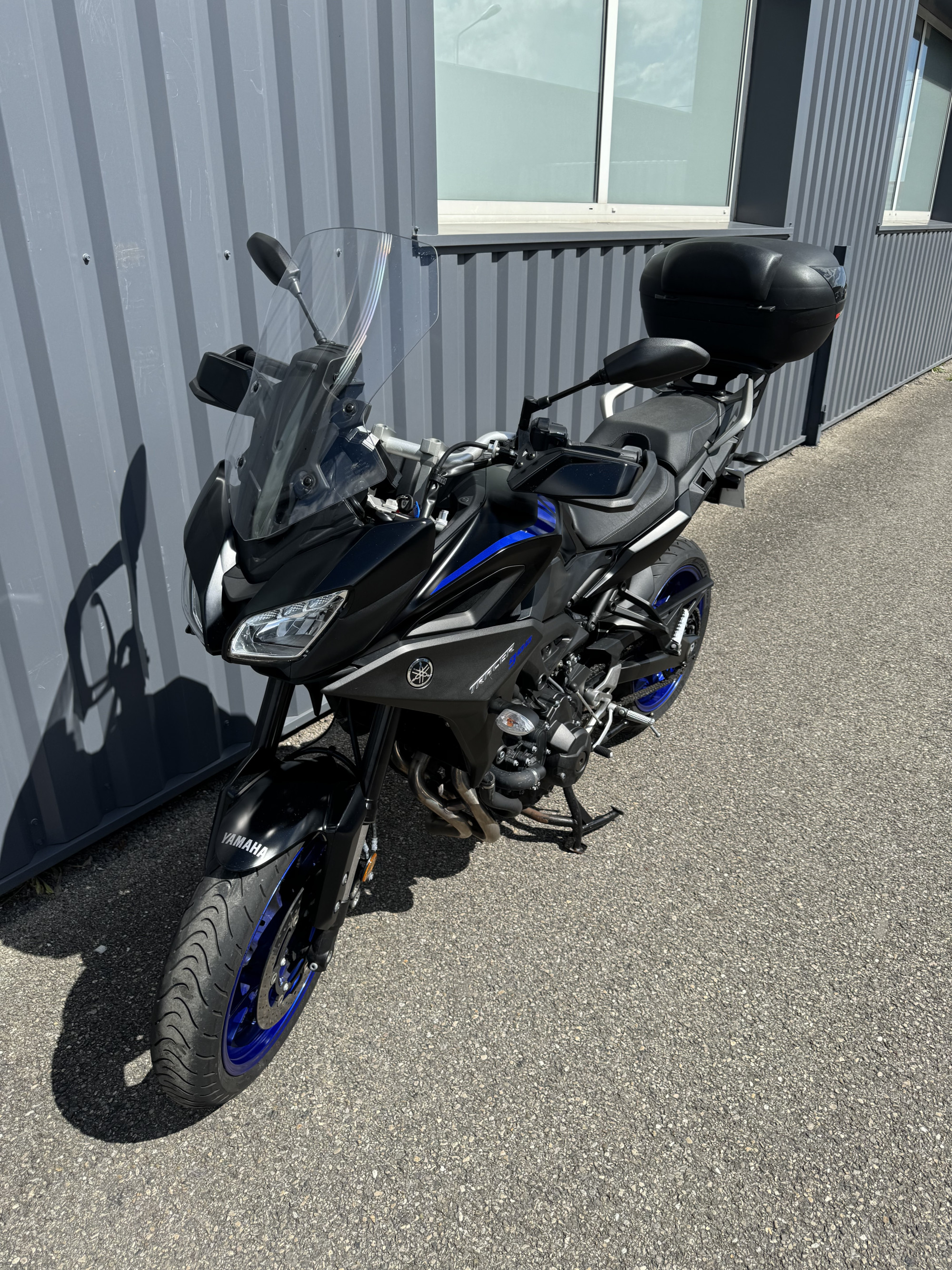 photo de YAMAHA TRACER 900 900 occasion de couleur  en vente à Salaise Sur Sanne n°3